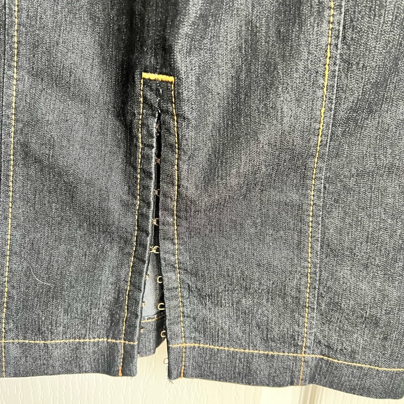 Bisou bisou Skirt size 8 - Picture 3 of 4